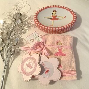 Ballet Bath Towel Soap Dish Set With Photo/ Mirror Keychain